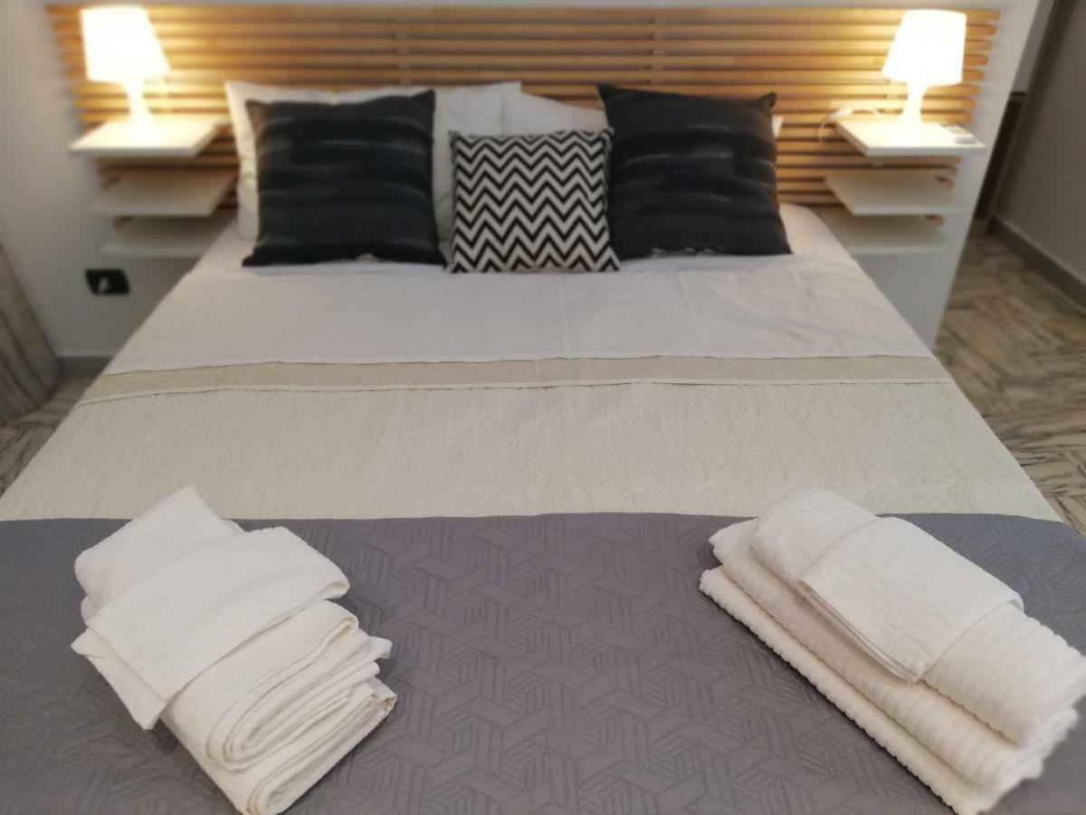 Up&B Rooms Catania Mascalucia Extérieur photo