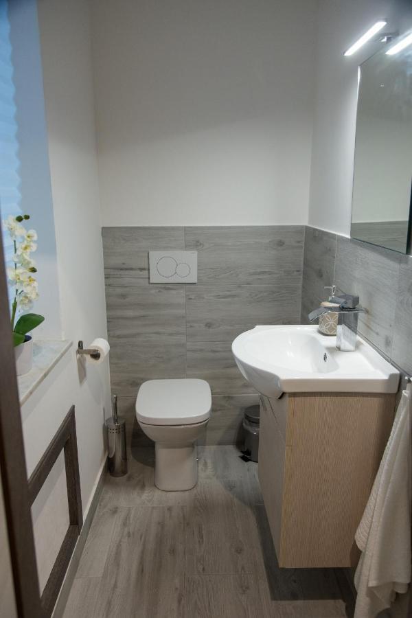 Up&B Rooms Catania Mascalucia Extérieur photo